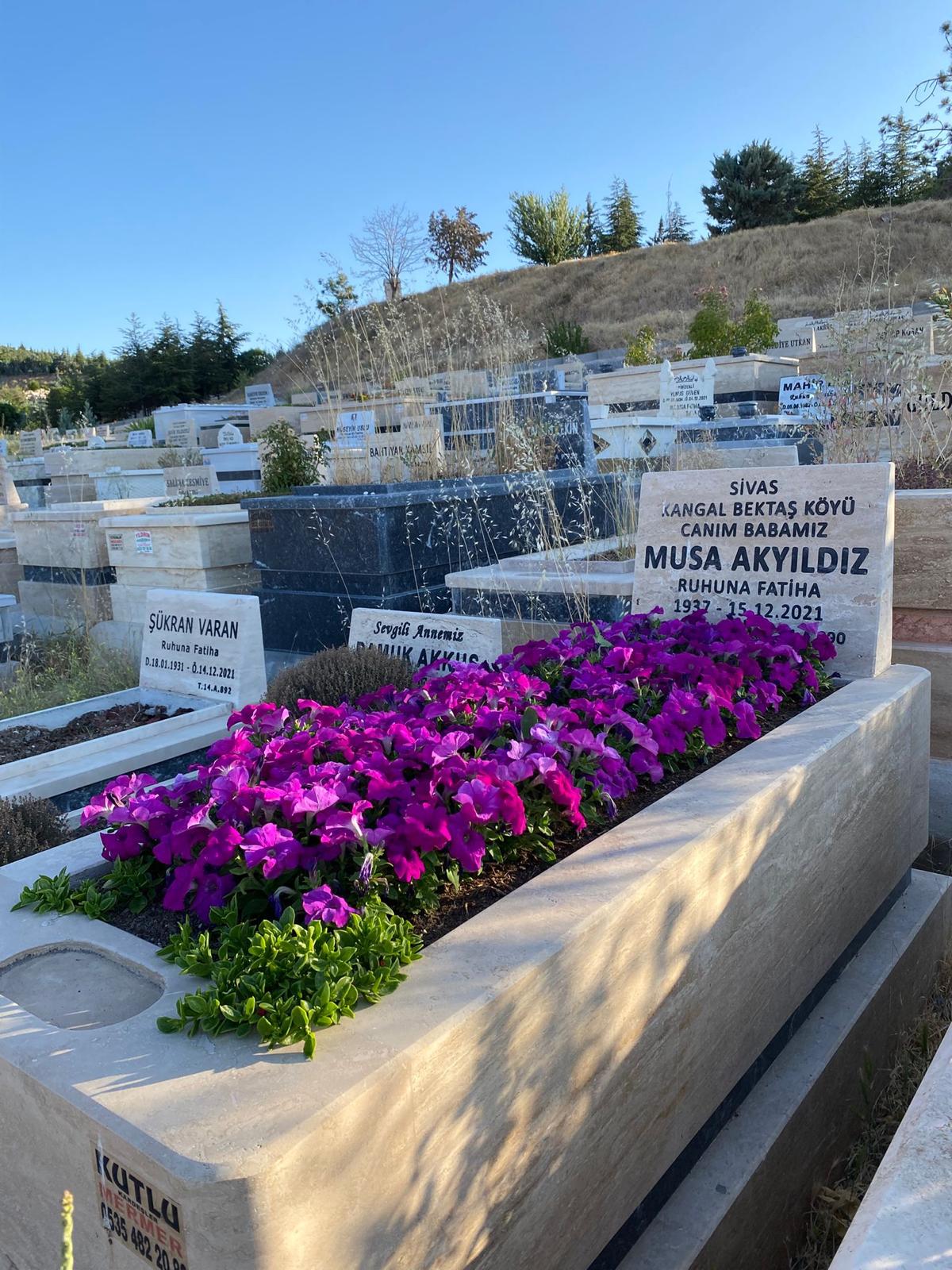 buraklar-mezar-bakim-hizmetleri (2) buraklar-mezar-bakim-hizmetleri (2)